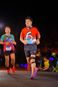 BIB: 41332, 12922
                            <button type="button" onclick="openModal(21567902)" class="btn btn-primary btn-sm float-right btn-popup" data-toggle="modal" data-target=".modal-high-quality">
                        <i class="fas fa-shopping-cart"></i> Add to Cart
                    </button>
                                            <button type="button" onclick="isThisMe(21567902, true)" class="btn btn-success btn-sm float-right btn-popup btn-isme hidden" data-toggle="tooltip" data-placement="bottom" title="นี่คือรูปของคุณใช่ไหม คลิกที่นี่เพื่อเอาเข้าอัลบั้ม">
                        <i class="fas fa-plus"></i> Add to album
                    </button>
                    <button type="button" onclick="isThisMe(21567902, false)" class="btn btn-warning btn-sm float-right btn-popup btn-isnotme hidden">
                        <i class="fas fa-ban"></i> Remove from album
                    </button>